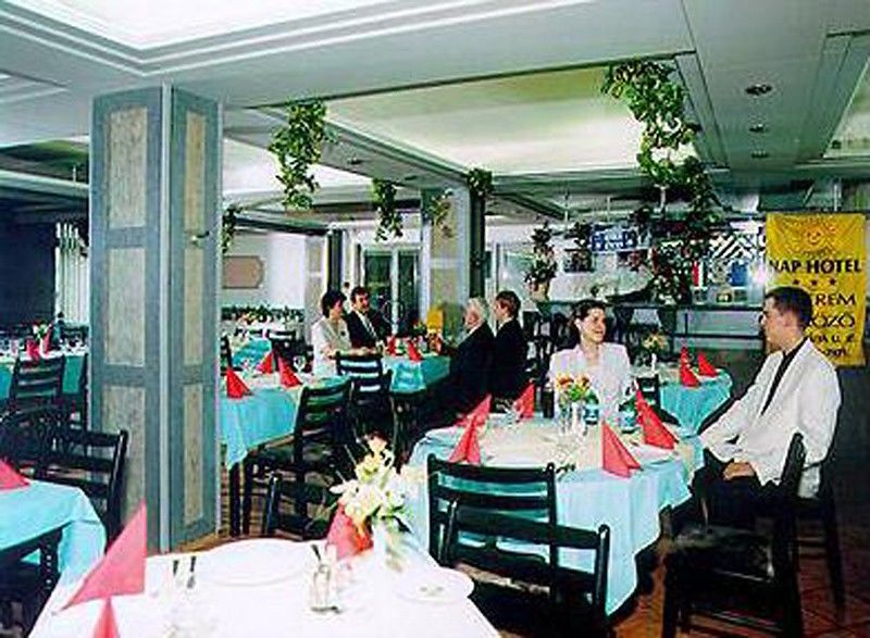 Hotel Nap Budapest Restaurant photo